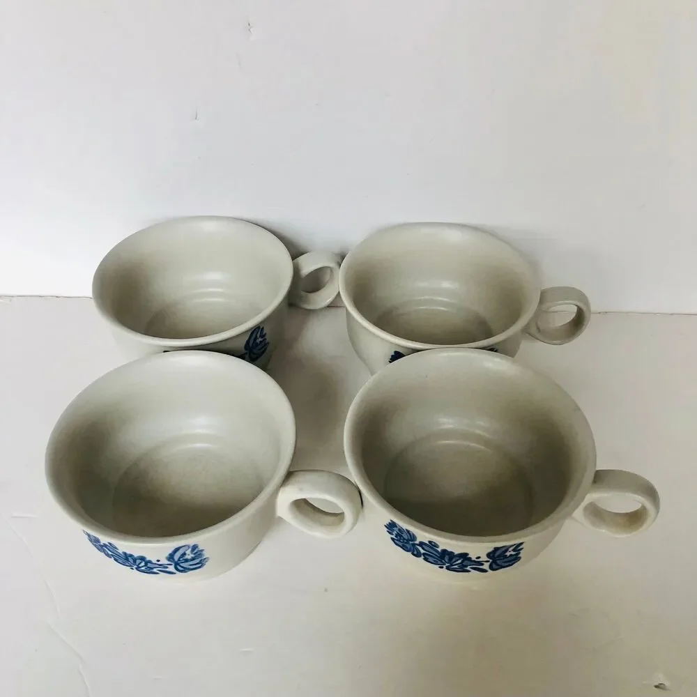 VINTAGE PFALTZGRAFF YORKTOWNE FLAT CUPS 4 PC. COFFE/TEA STONE MUGS